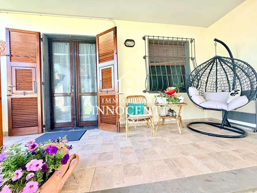 Immagine 20 di Casa bifamiliare in vendita  a Massa