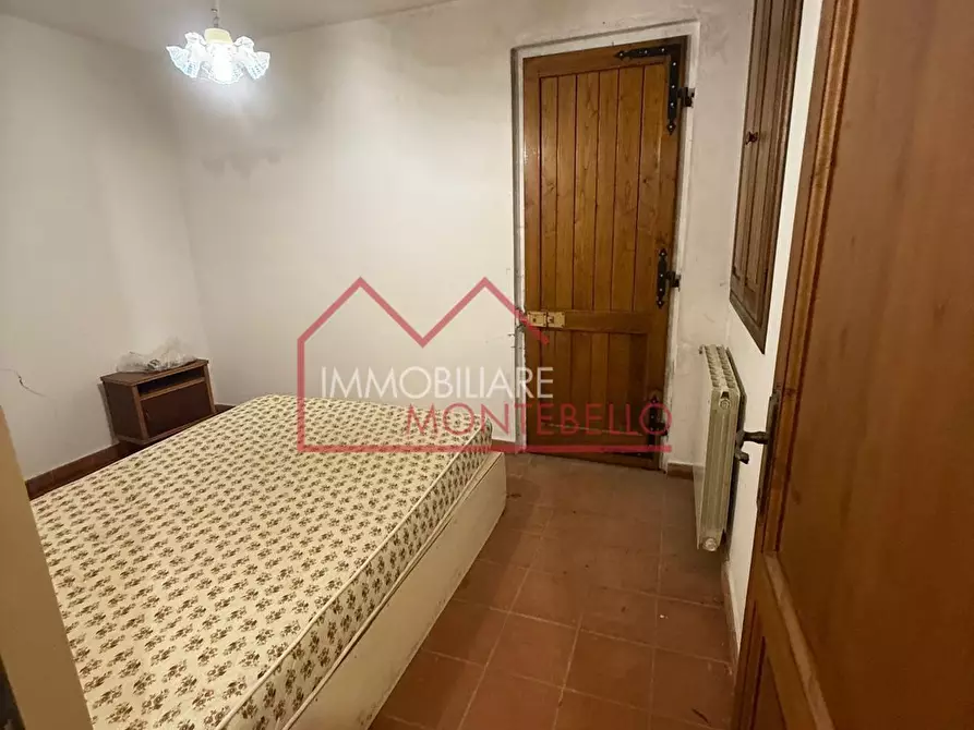 Immagine 13 di Casa indipendente in vendita  a Camaiore
