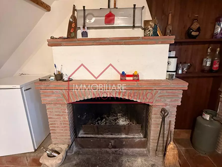 Immagine 9 di Casa indipendente in vendita  a Camaiore