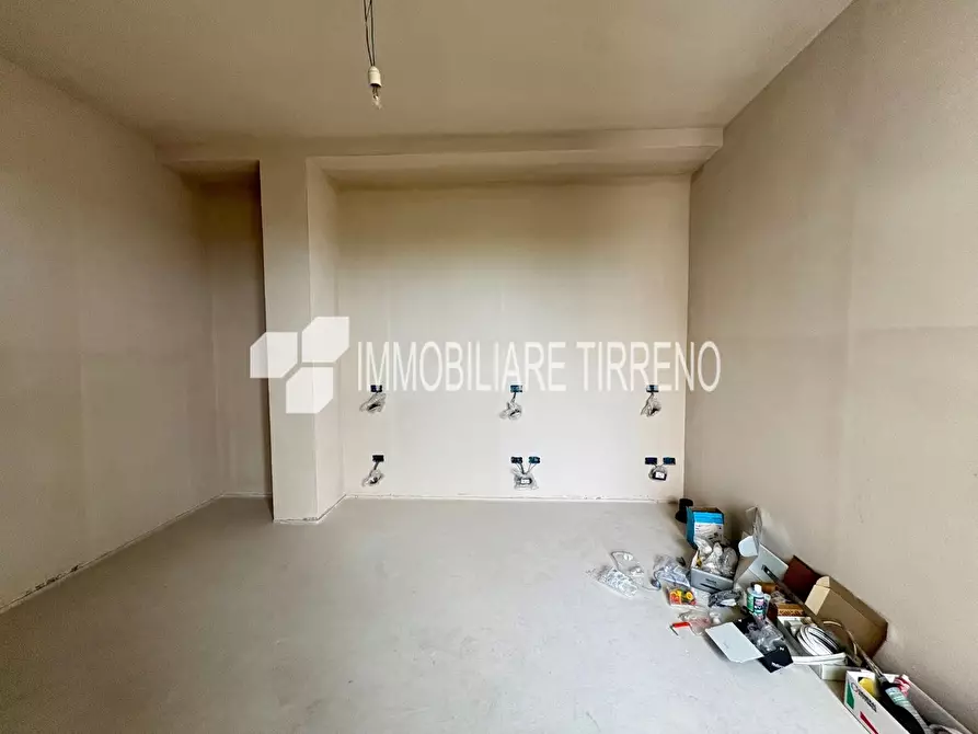 Immagine 7 di Appartamento in vendita  a Montignoso