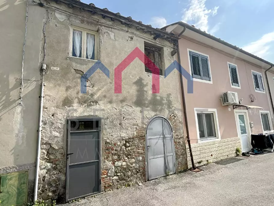 Immagine 44 di Terratetto in vendita  a Lucca