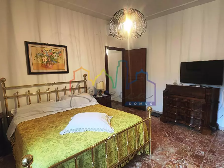Immagine 43 di Casa bifamiliare in vendita  a San Giuliano Terme