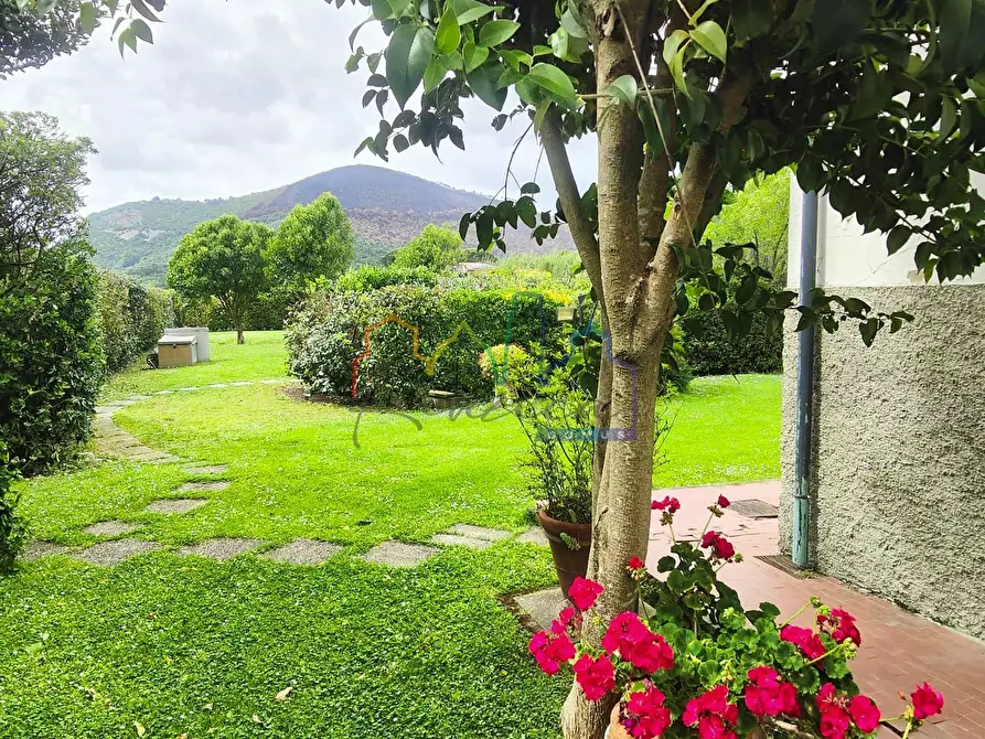 Immagine 8 di Casa bifamiliare in vendita  a San Giuliano Terme