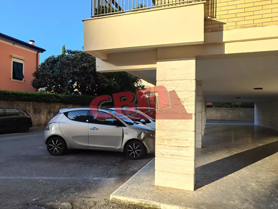 Immagine 27 di Appartamento in vendita  a Livorno