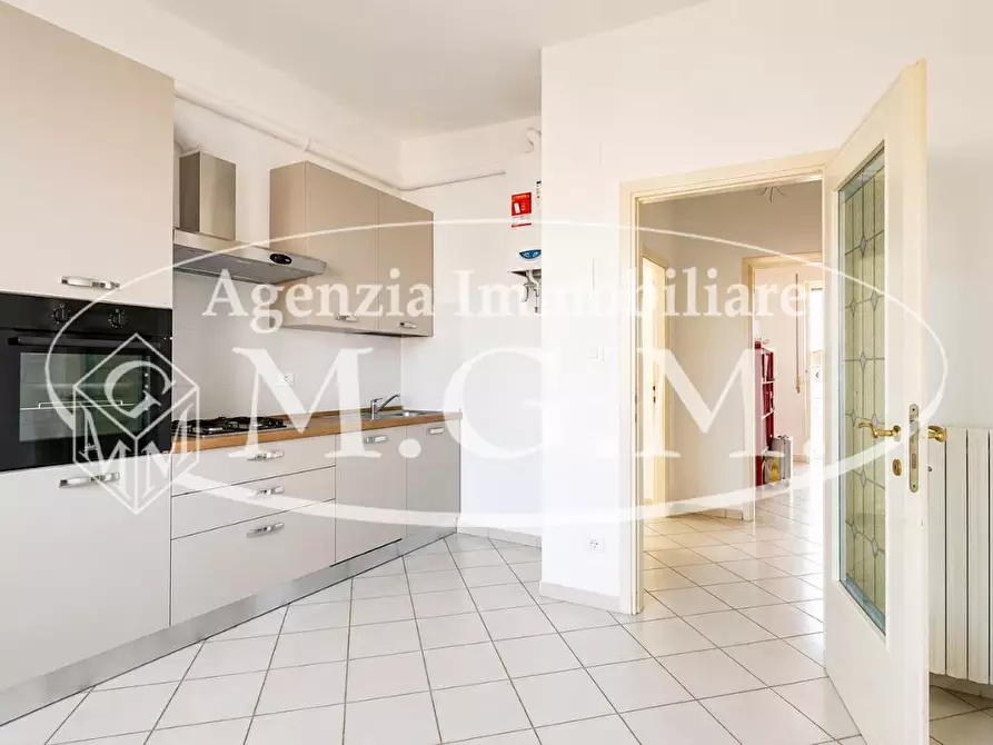 Immagine 4 di Appartamento in affitto  a Calcinaia