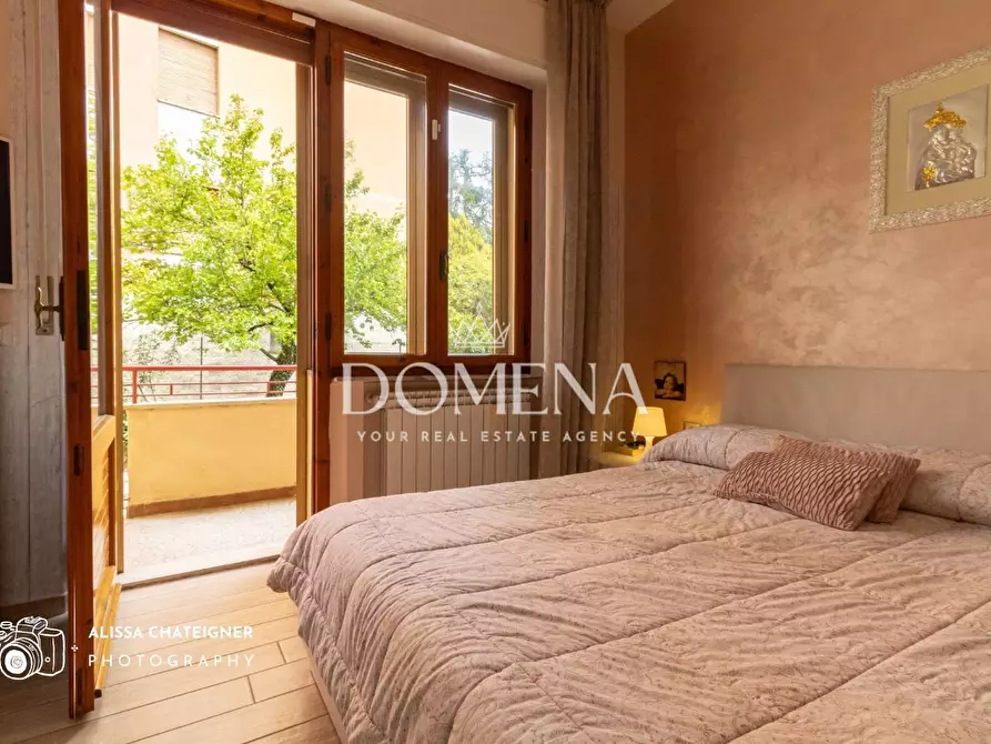 Immagine 1 di Appartamento in vendita  a Siena