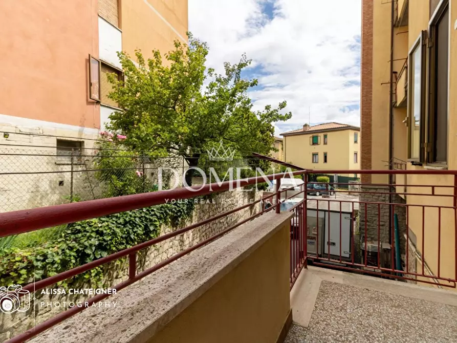 Immagine 32 di Appartamento in vendita  a Siena