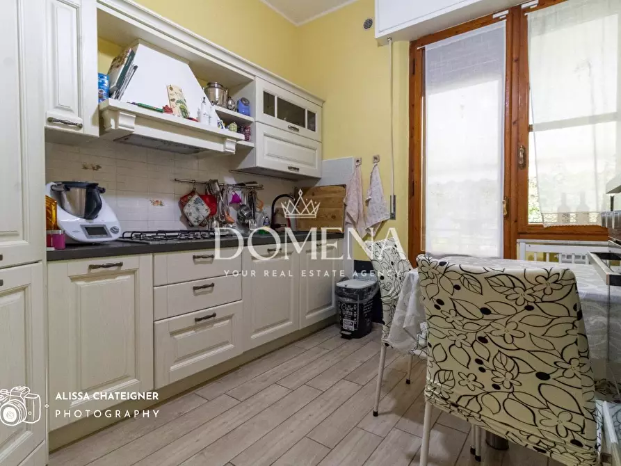 Immagine 11 di Appartamento in vendita  a Siena