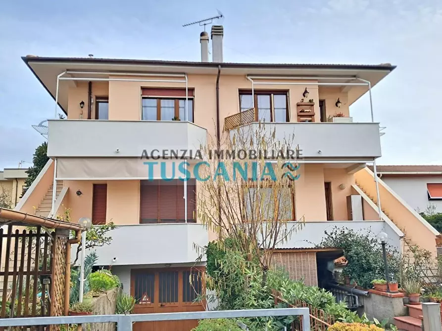 Immagine 3 di Appartamento in vendita  a Rosignano Marittimo