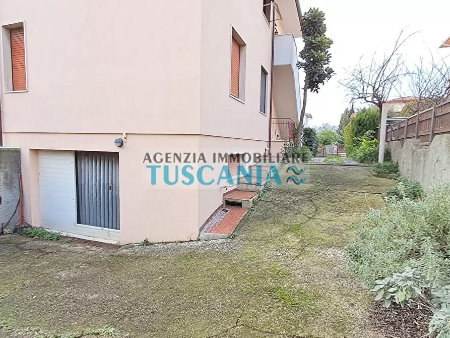 Immagine 24 di Appartamento in vendita  a Rosignano Marittimo