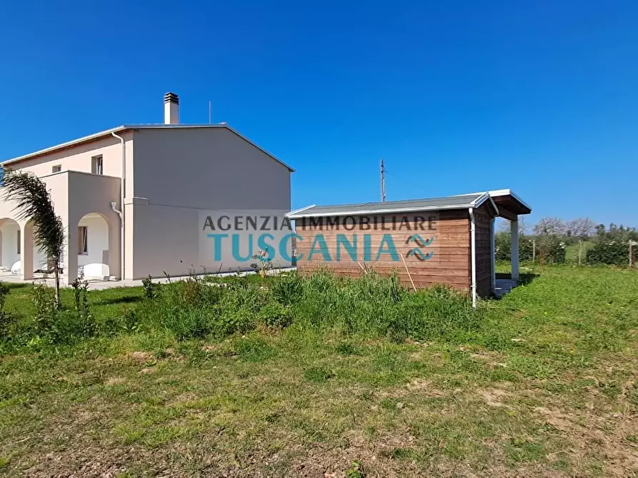 Immagine 25 di Casa colonica in vendita  a Bibbona