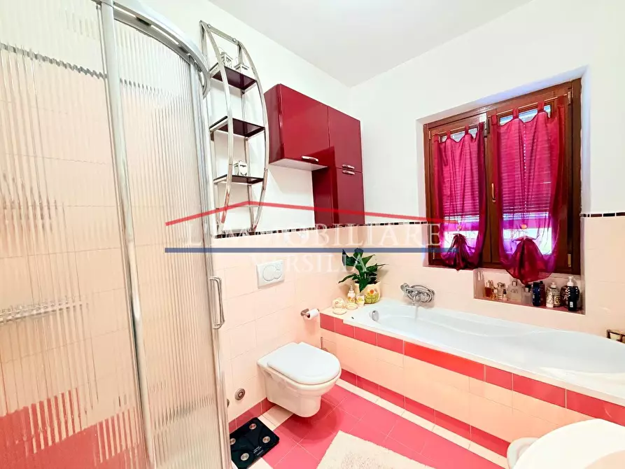 Immagine 29 di Casa bifamiliare in vendita  a Massa
