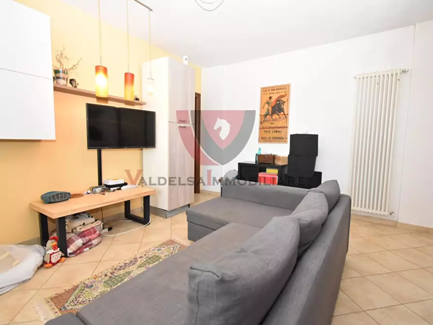 Immagine 5 di Appartamento in vendita  a Colle Di Val D'elsa
