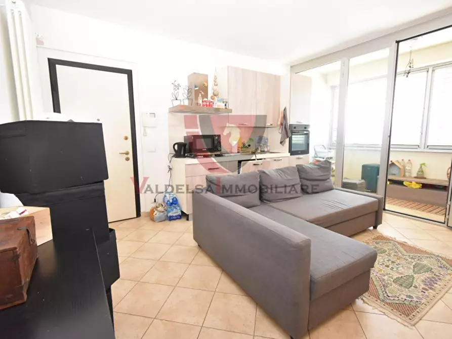 Immagine 11 di Appartamento in vendita  a Colle Di Val D'elsa