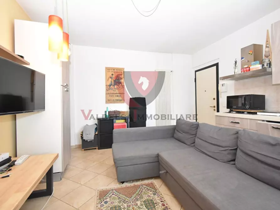 Immagine 10 di Appartamento in vendita  a Colle Di Val D'elsa