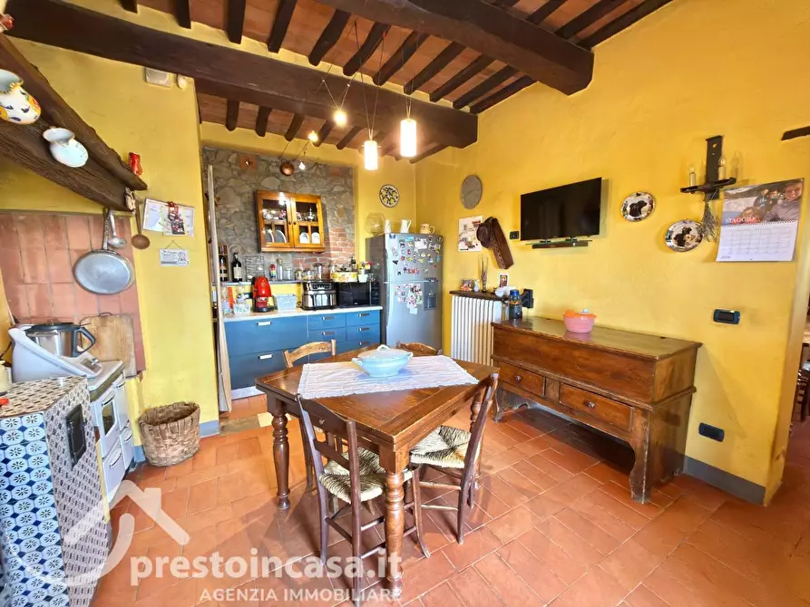 Immagine 17 di Villa in vendita  a Buggiano