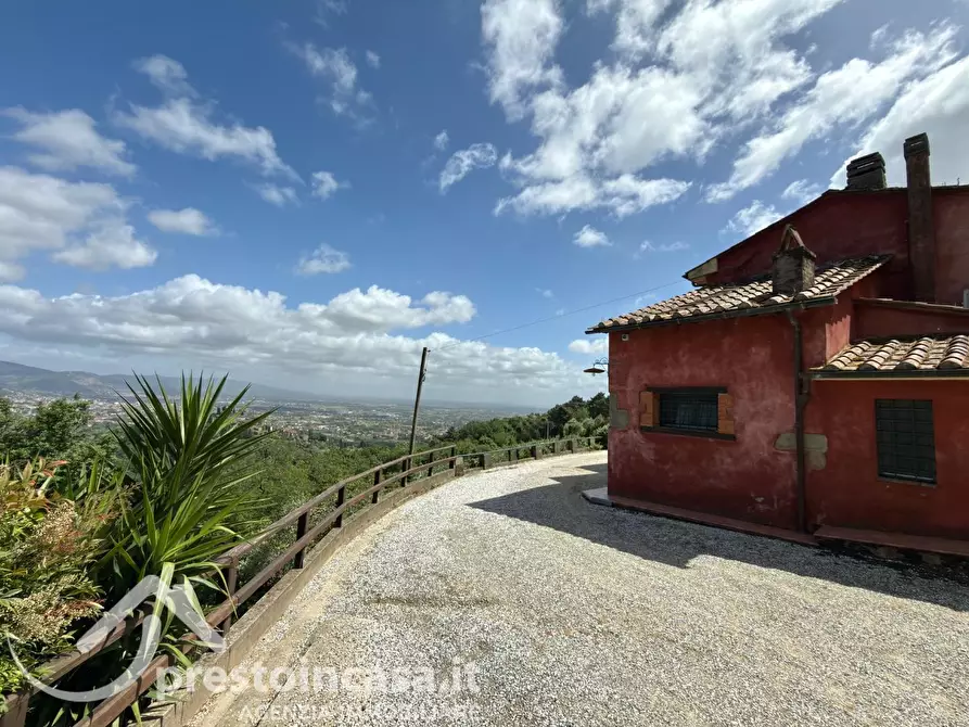 Immagine 49 di Villa in vendita  a Buggiano