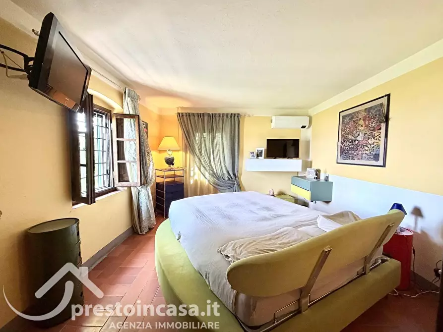 Immagine 55 di Villa in vendita  a Buggiano