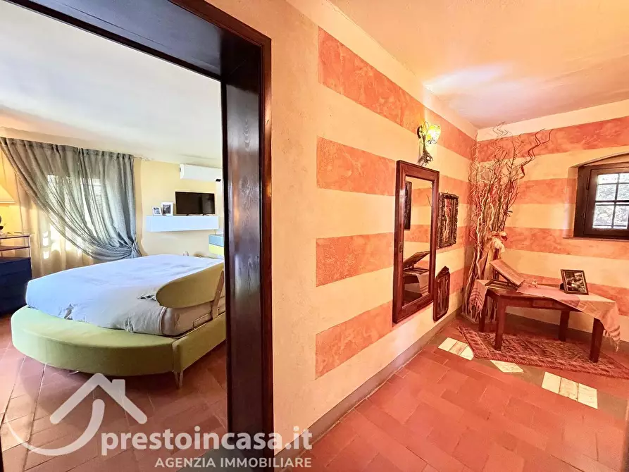 Immagine 54 di Villa in vendita  a Buggiano