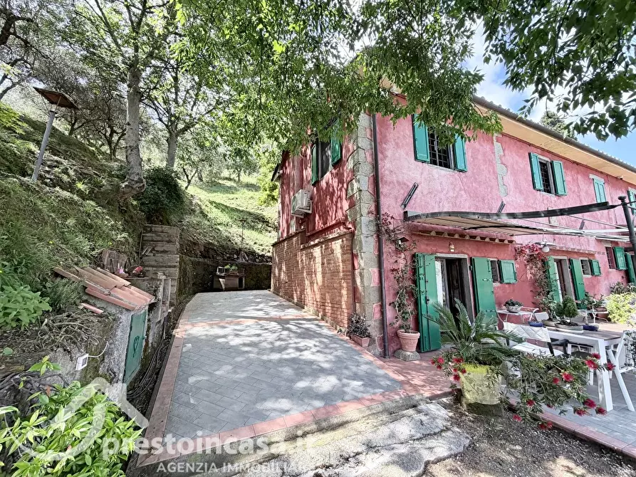 Immagine 63 di Villa in vendita  a Buggiano