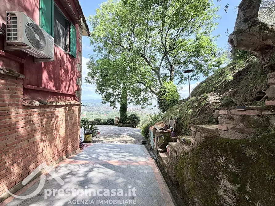Immagine 65 di Villa in vendita  a Buggiano