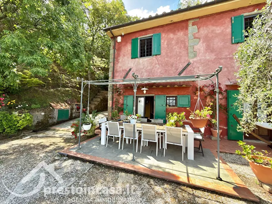 Immagine 26 di Villa in vendita  a Buggiano