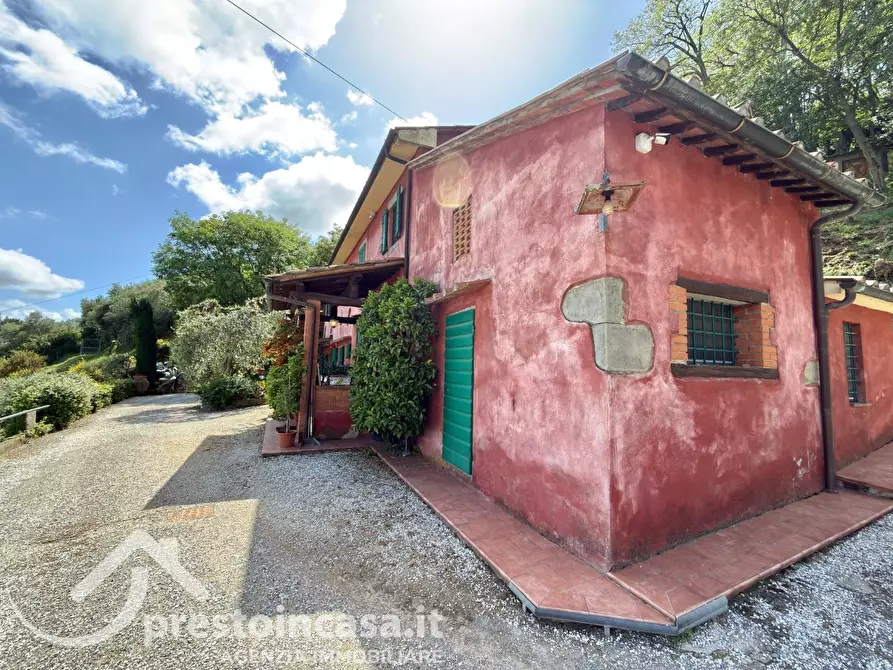 Immagine 48 di Villa in vendita  a Buggiano