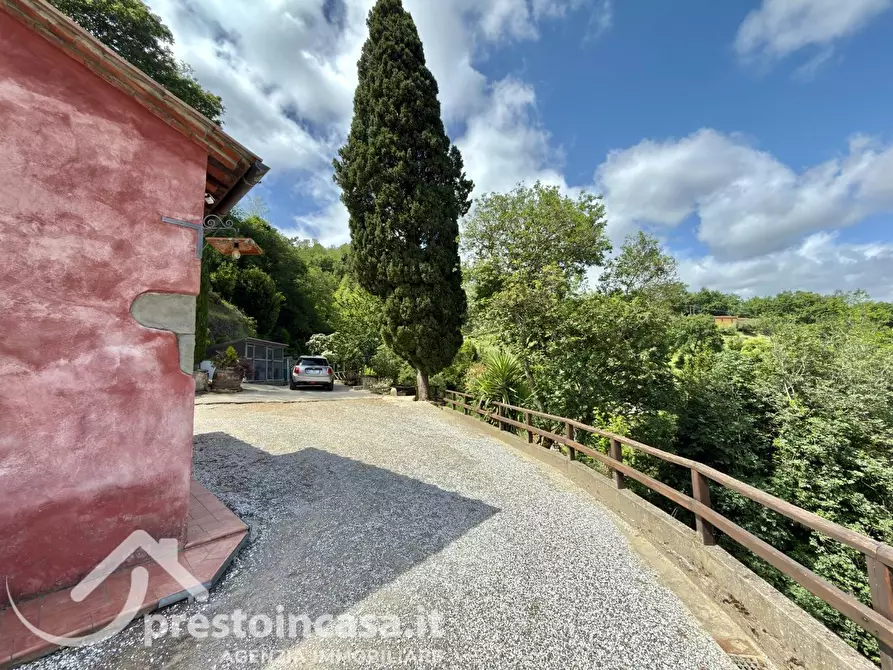 Immagine 47 di Villa in vendita  a Buggiano