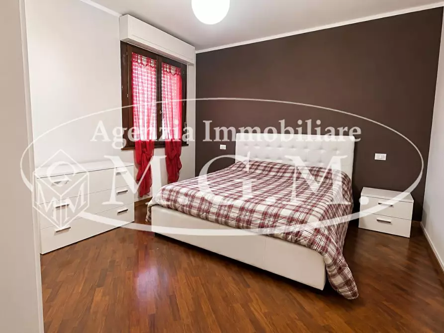 Immagine 8 di Appartamento in vendita  a Pontedera
