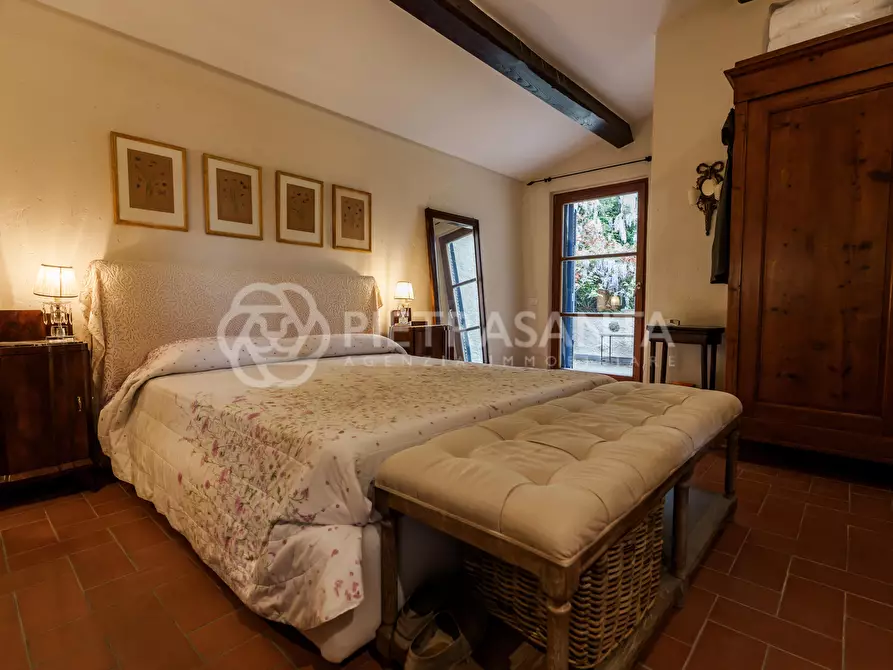 Immagine 50 di Rustico / casale in vendita  a Pietrasanta