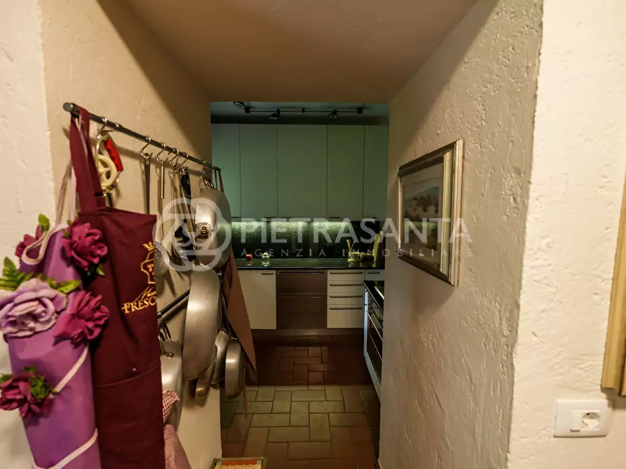 Immagine 34 di Rustico / casale in vendita  a Pietrasanta