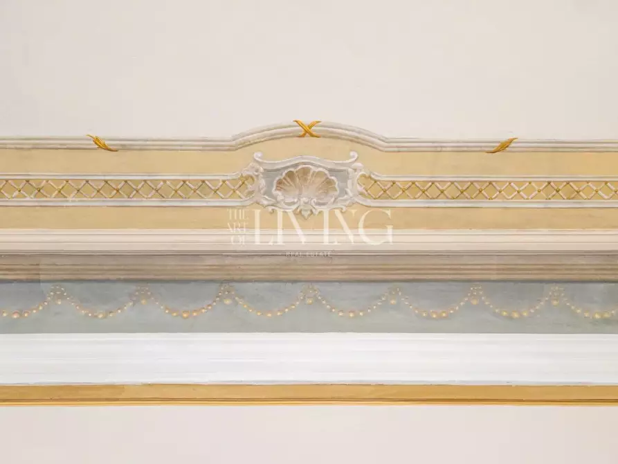 Immagine 16 di Villa in affitto  a Lucca