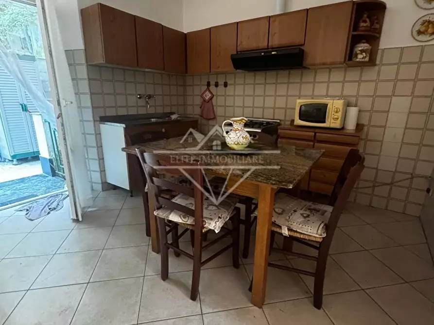 Immagine 2 di Terratetto in vendita  a Carrara