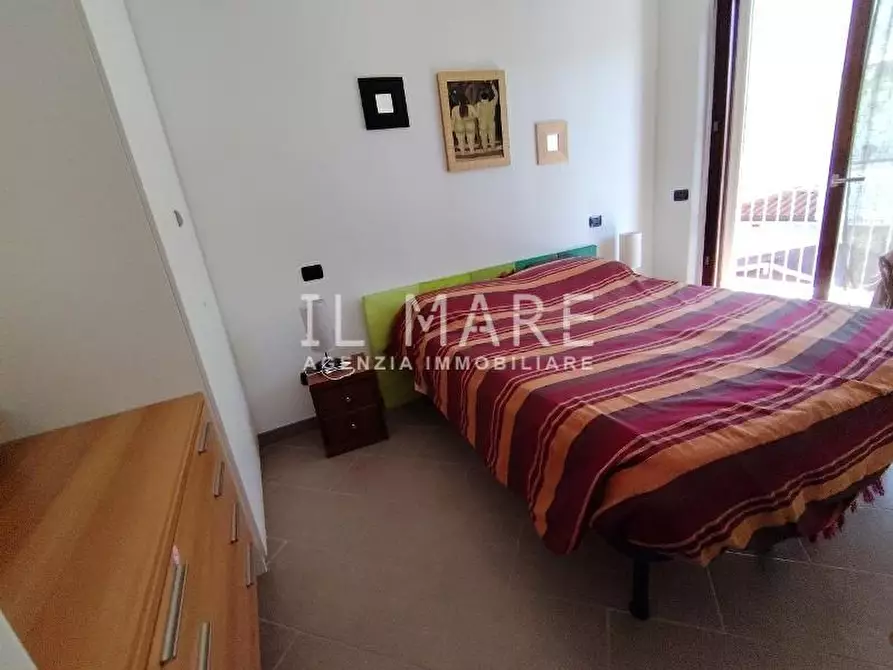 Immagine 11 di Appartamento in vendita  a Massa