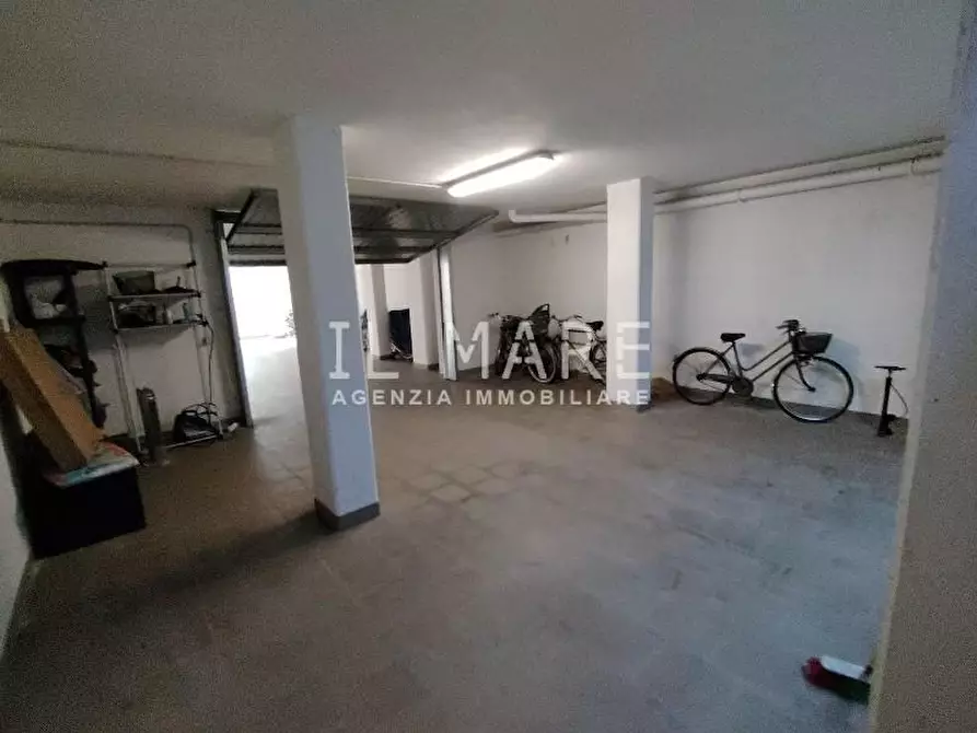 Immagine 20 di Appartamento in vendita  a Massa