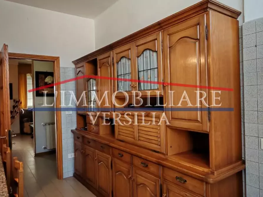 Immagine 4 di Appartamento in vendita  a Carrara