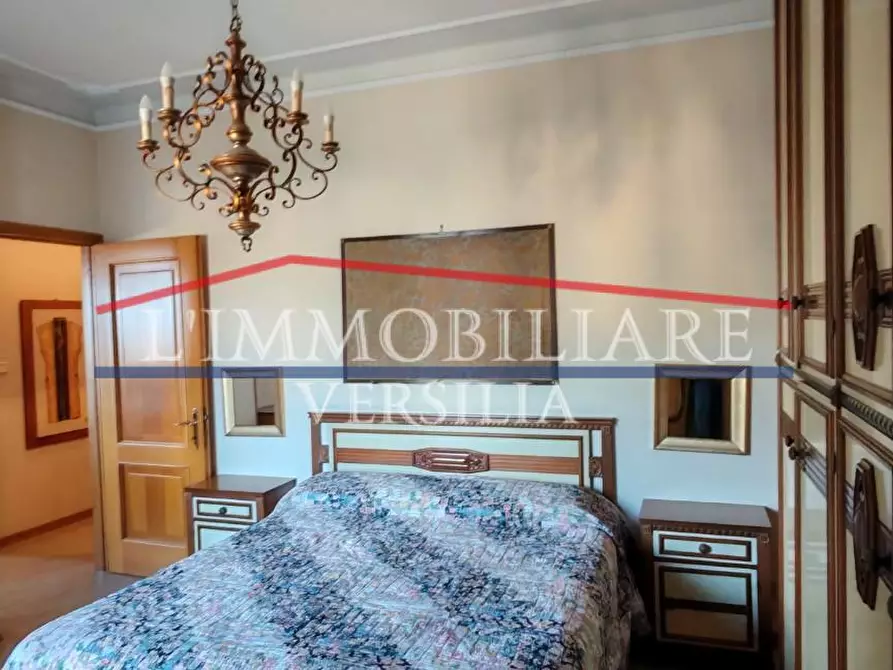 Immagine 10 di Appartamento in vendita  a Carrara