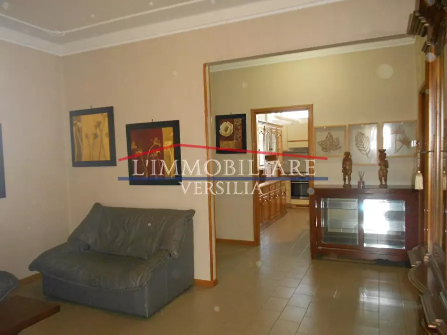 Immagine 28 di Appartamento in vendita  a Carrara