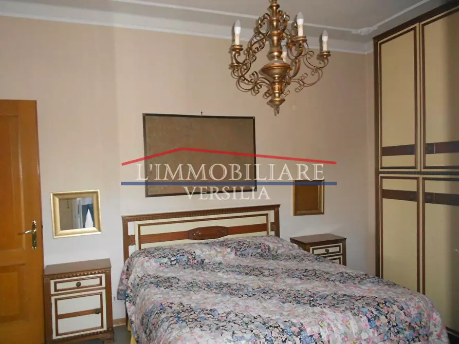 Immagine 36 di Appartamento in vendita  a Carrara