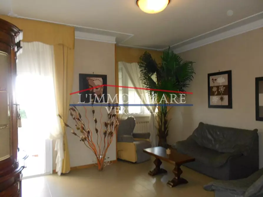 Immagine 33 di Appartamento in vendita  a Carrara
