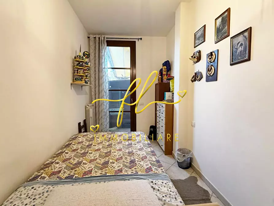 Immagine 17 di Appartamento in vendita  a Cecina