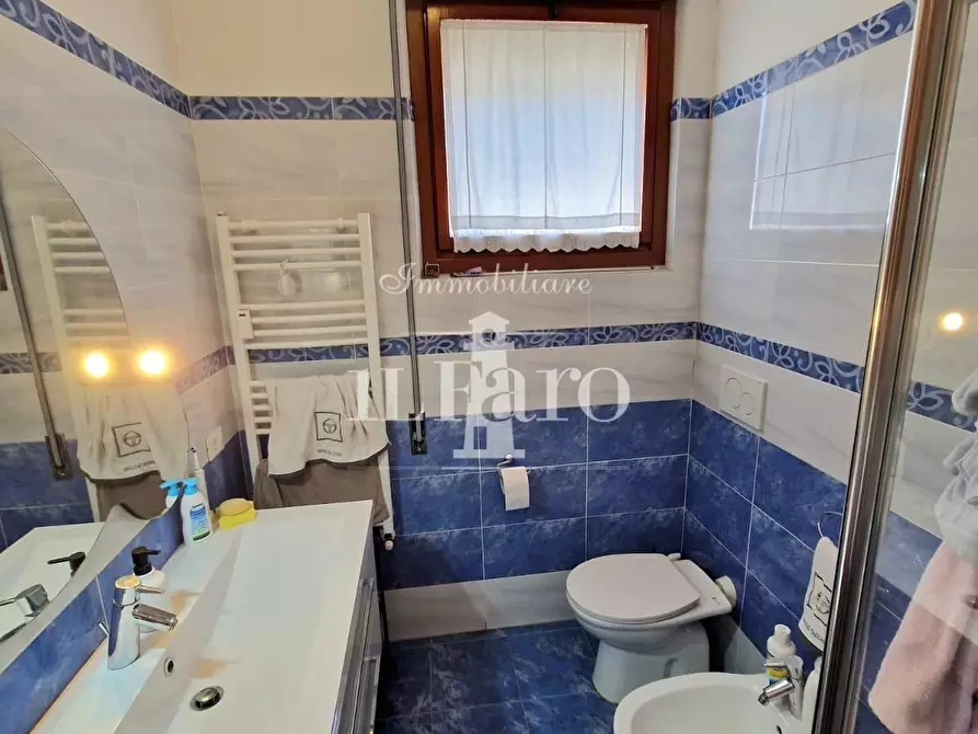 Immagine 11 di Appartamento in vendita  a Firenze