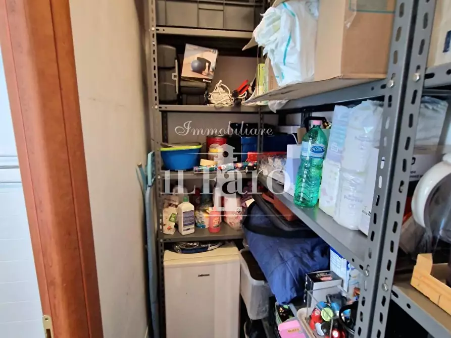 Immagine 10 di Appartamento in vendita  a Firenze