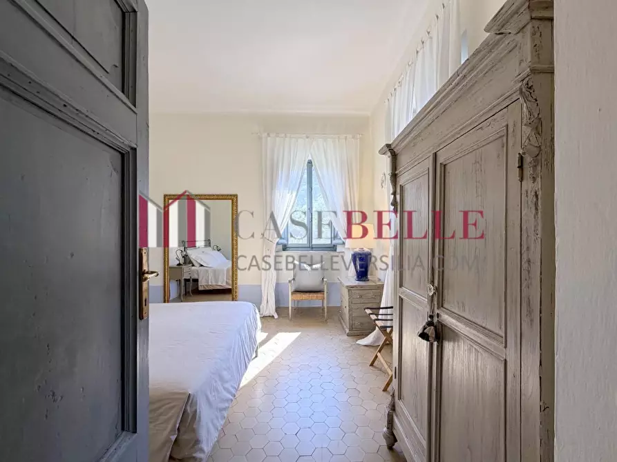Immagine 62 di Immobile di prestigio in vendita  a Camaiore
