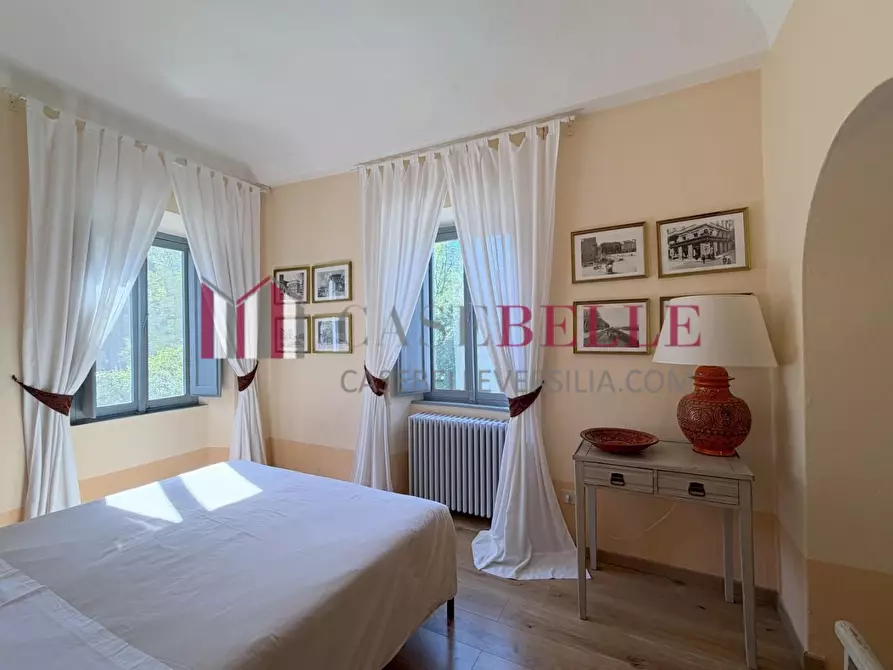 Immagine 35 di Immobile di prestigio in vendita  a Camaiore