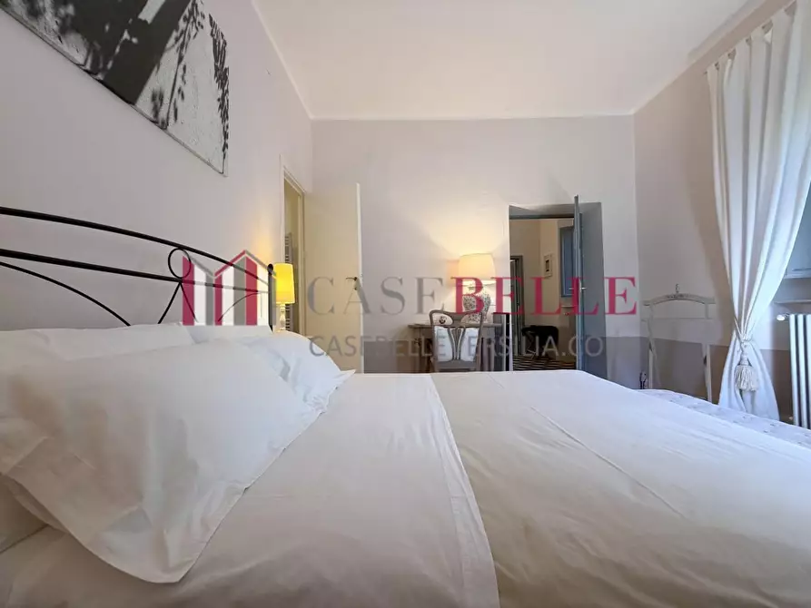 Immagine 82 di Immobile di prestigio in vendita  a Camaiore