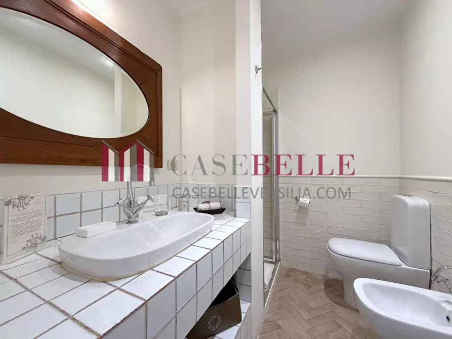 Immagine 85 di Immobile di prestigio in vendita  a Camaiore