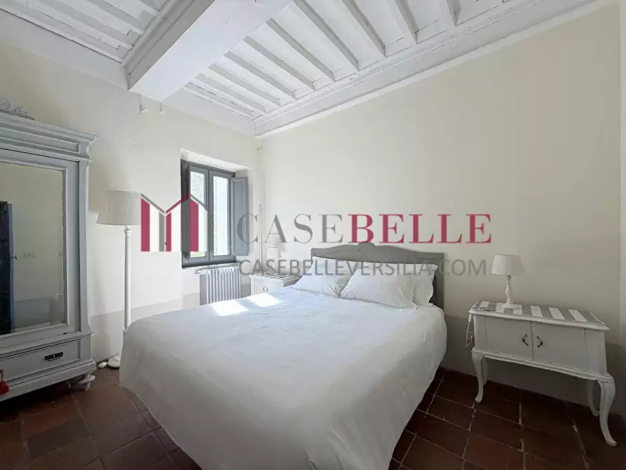 Immagine 5 di Immobile di prestigio in vendita  a Camaiore