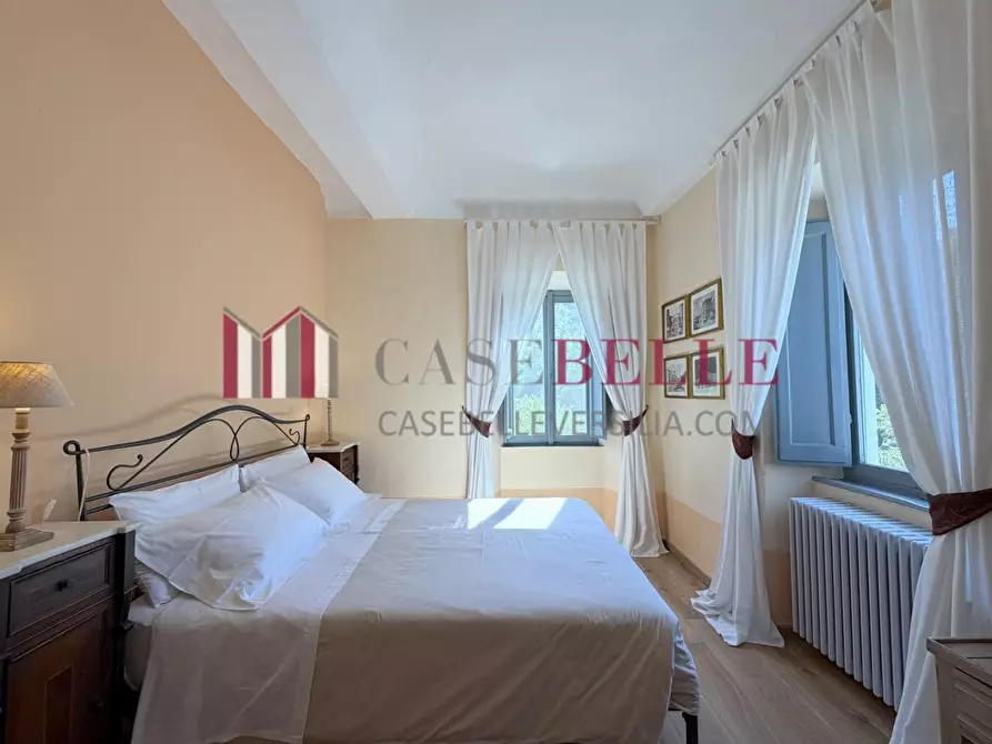 Immagine 24 di Immobile di prestigio in vendita  a Camaiore