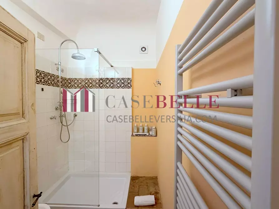Immagine 31 di Immobile di prestigio in vendita  a Camaiore
